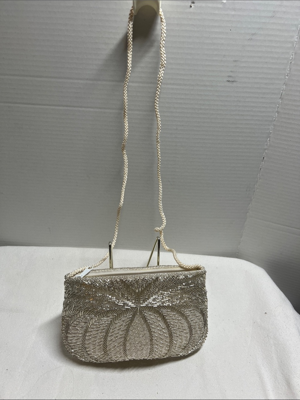 Vin Gallery Originals Avon Silver Bugle & Seed Beaded White Evening Clutch Bag
